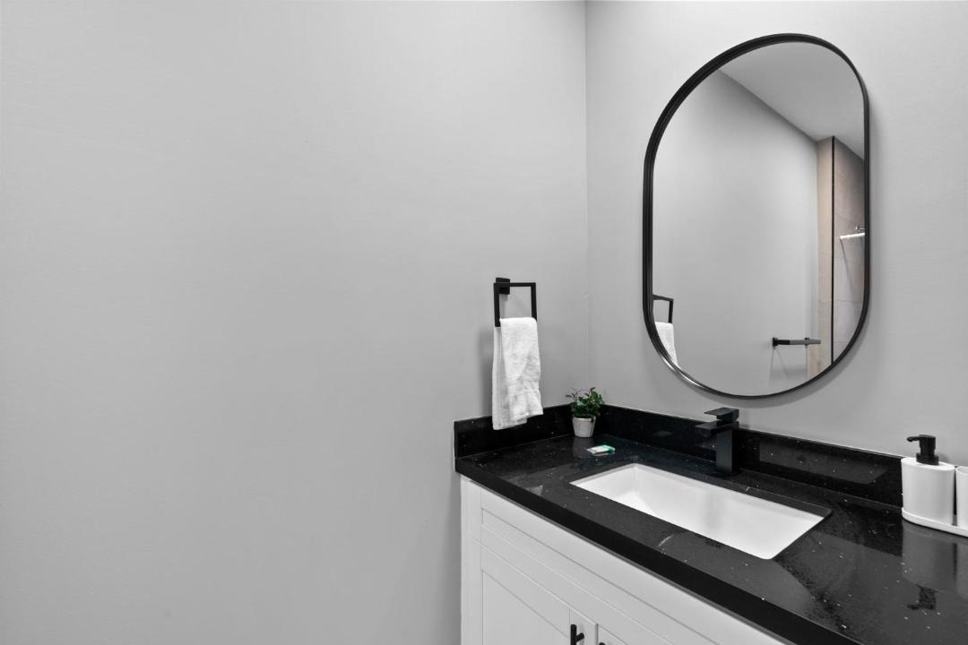 Photo of Bathroom in Allapattah