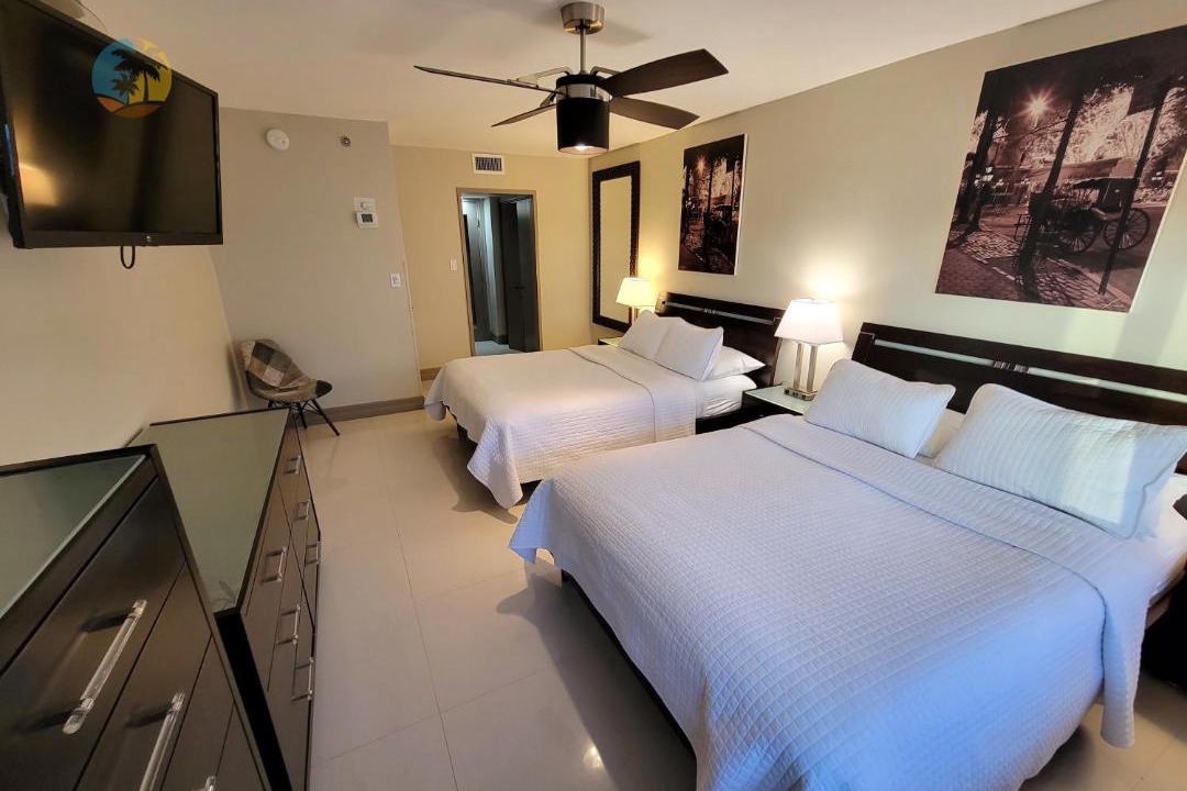 Photo of Bedroom in Mid Beach