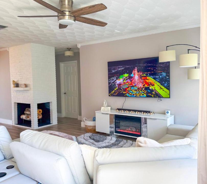 Photo of Livingroom in Driftwood