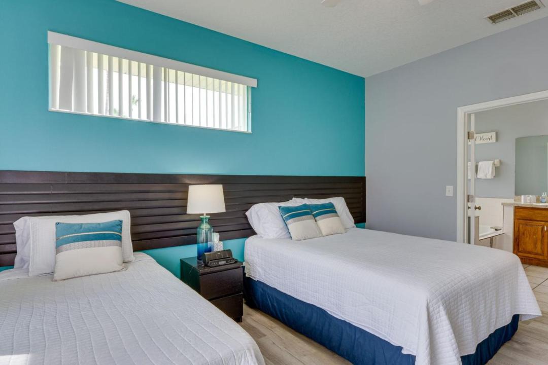 Photo of Bedroom in Sunset Lakes
