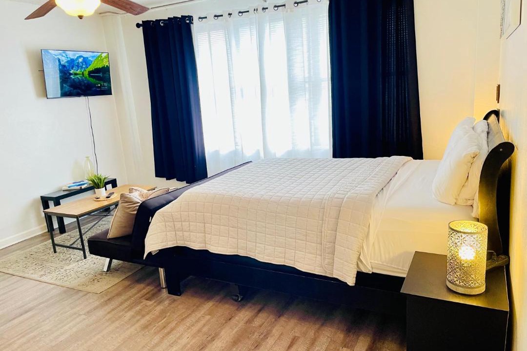 Photo of Bedroom in Downtown Jacksonville