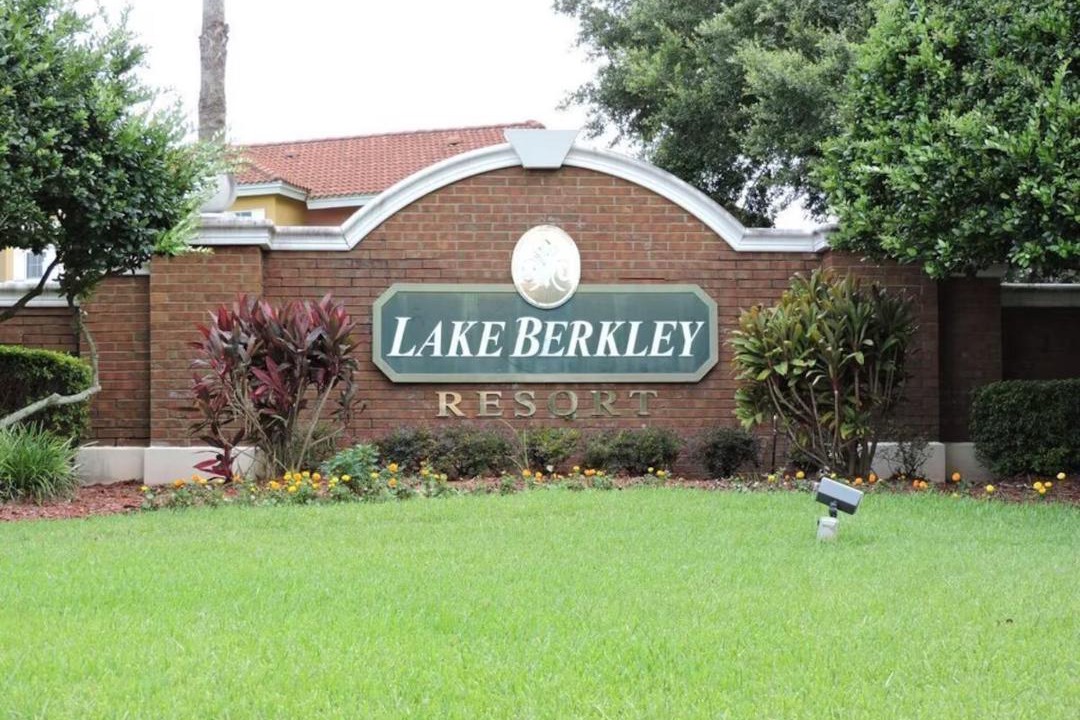 Photo of Others in Lake Berkley
