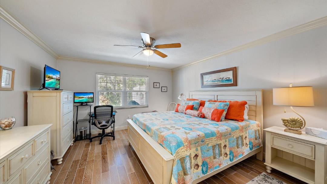 Photo of Bedroom in Longboat Key