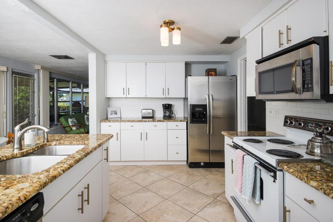 Photo of Kitchen in Gulf Gate Estates