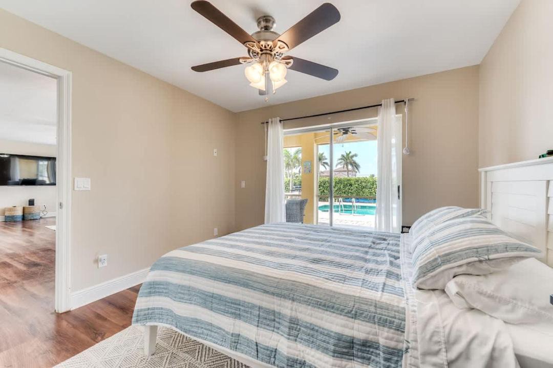 Photo of Bedroom in Pelican