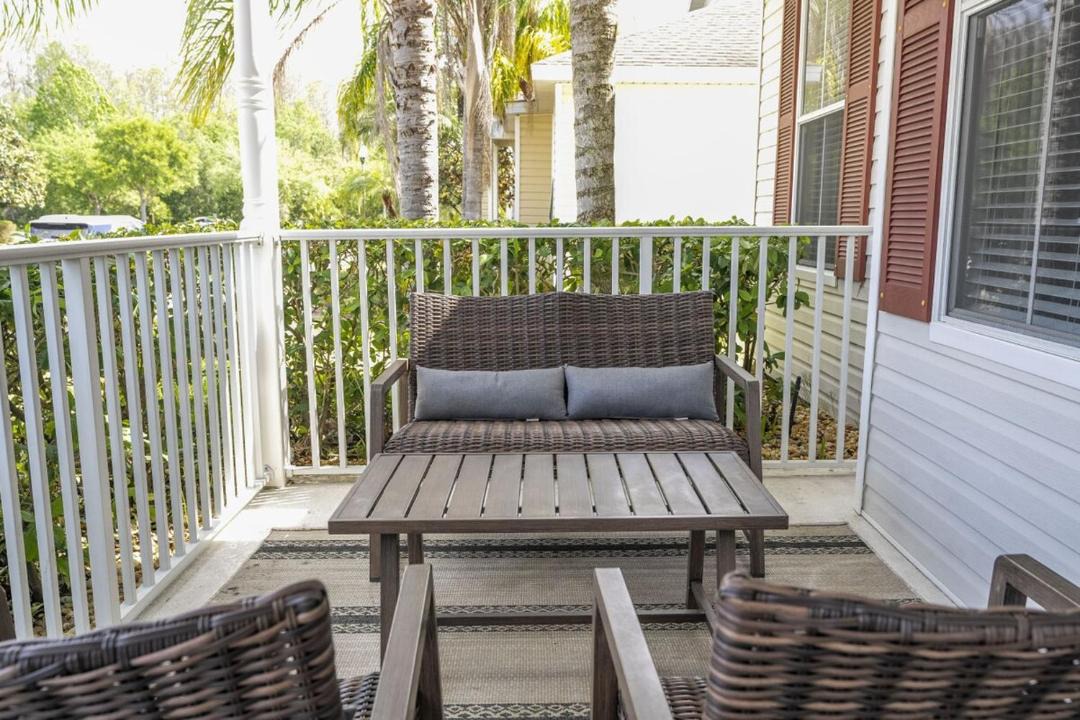 Photo of Patio Balcony in Trafalgar Village