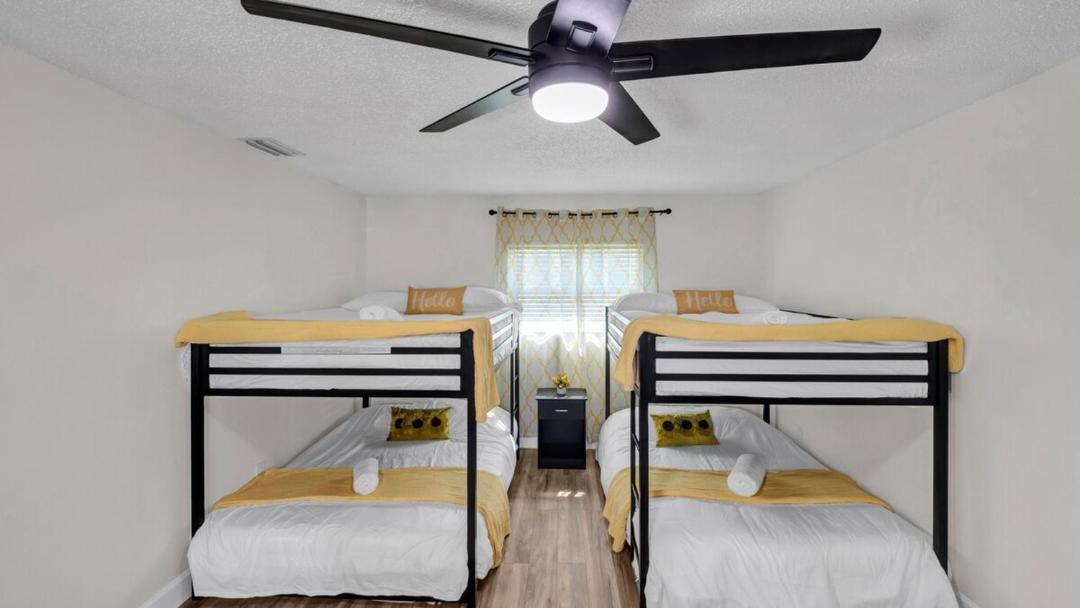 Photo of Bedroom in Lakeland Highlands