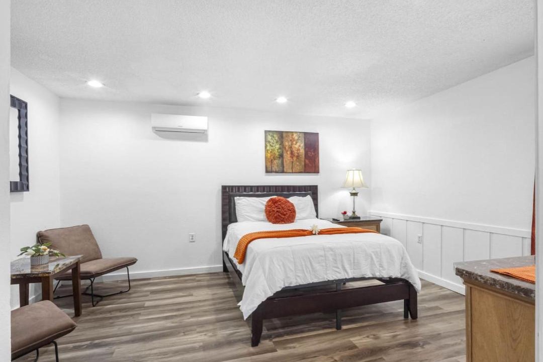 Photo of Bedroom in Durant