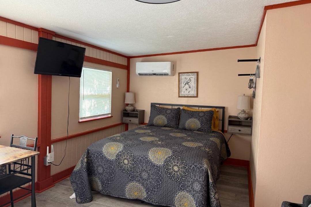 Photo of Bedroom in Inglis