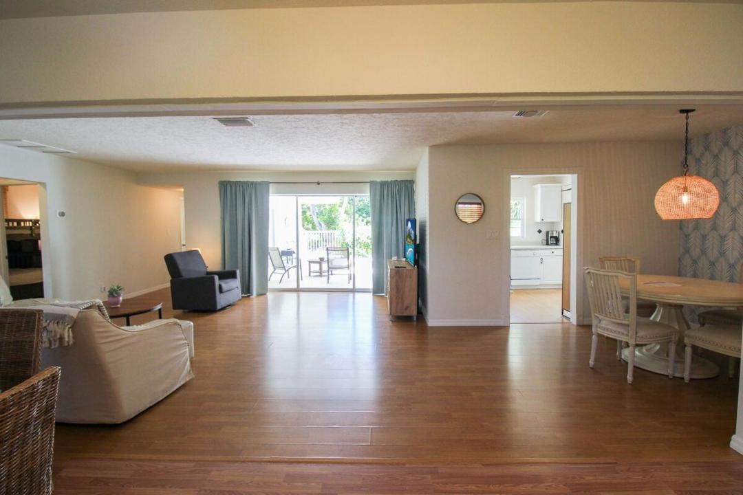 Photo of Others in Gulf Gate Estates