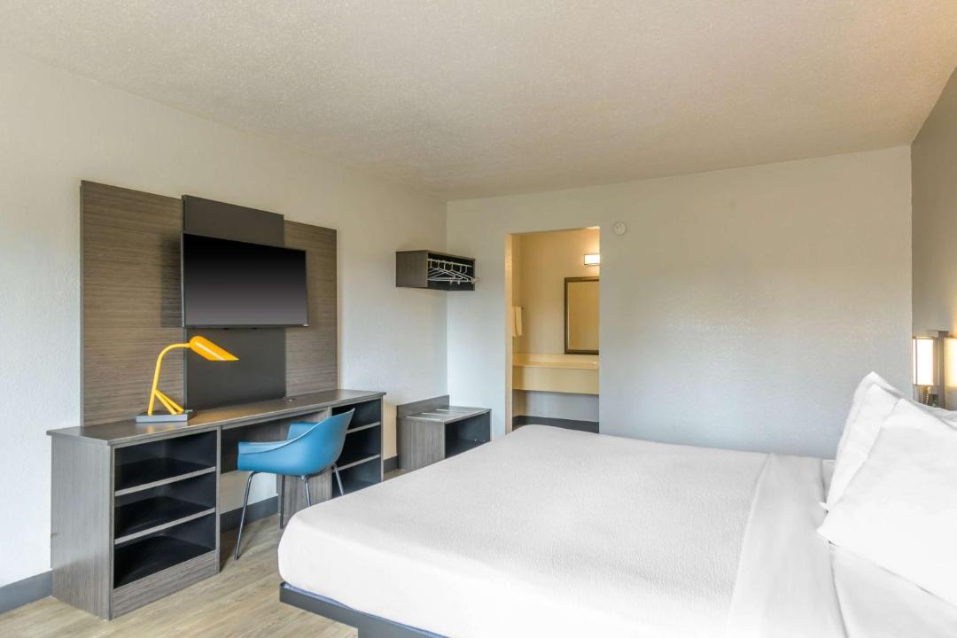 Photo of Bedroom in Weeki Wachee