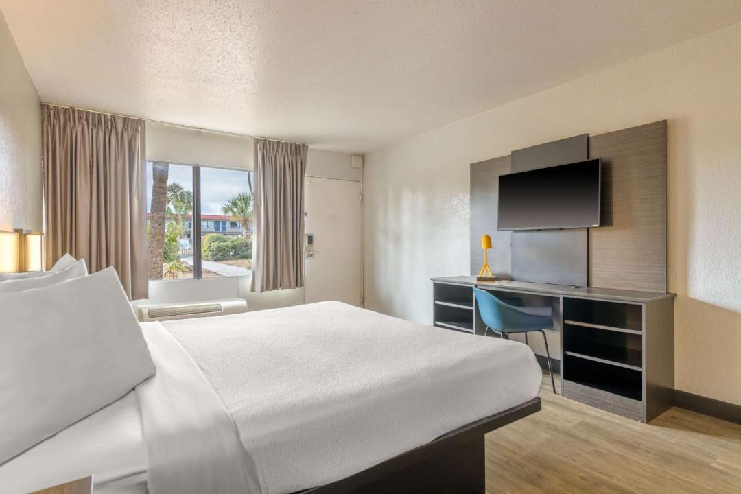 Photo of Bedroom in Weeki Wachee