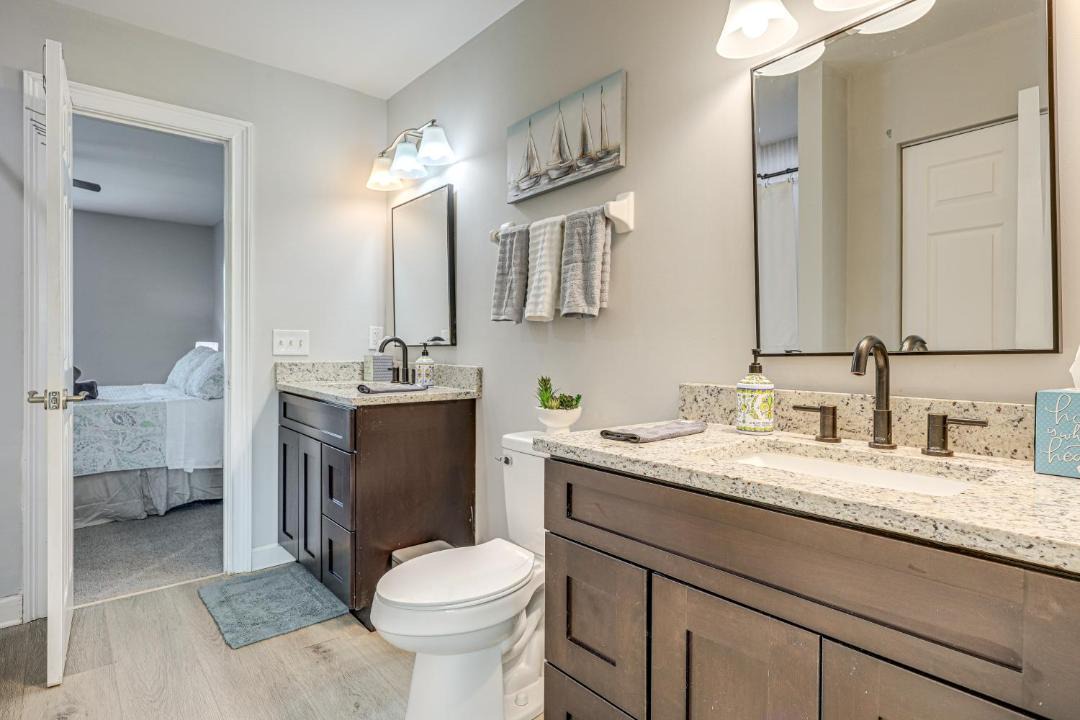 Photo of Bathroom in Dolphin's Cove