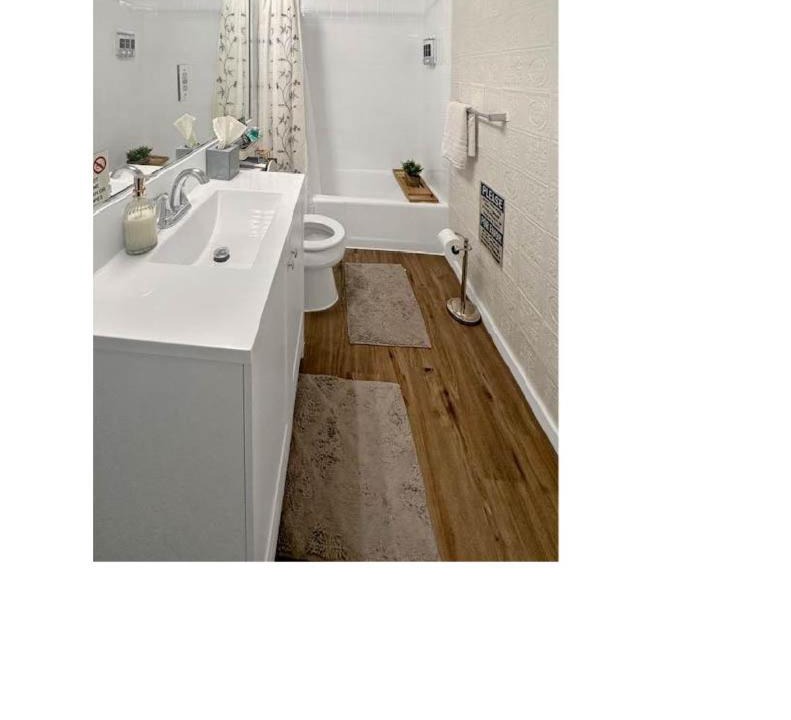 Photo of Bathroom in Ludlam