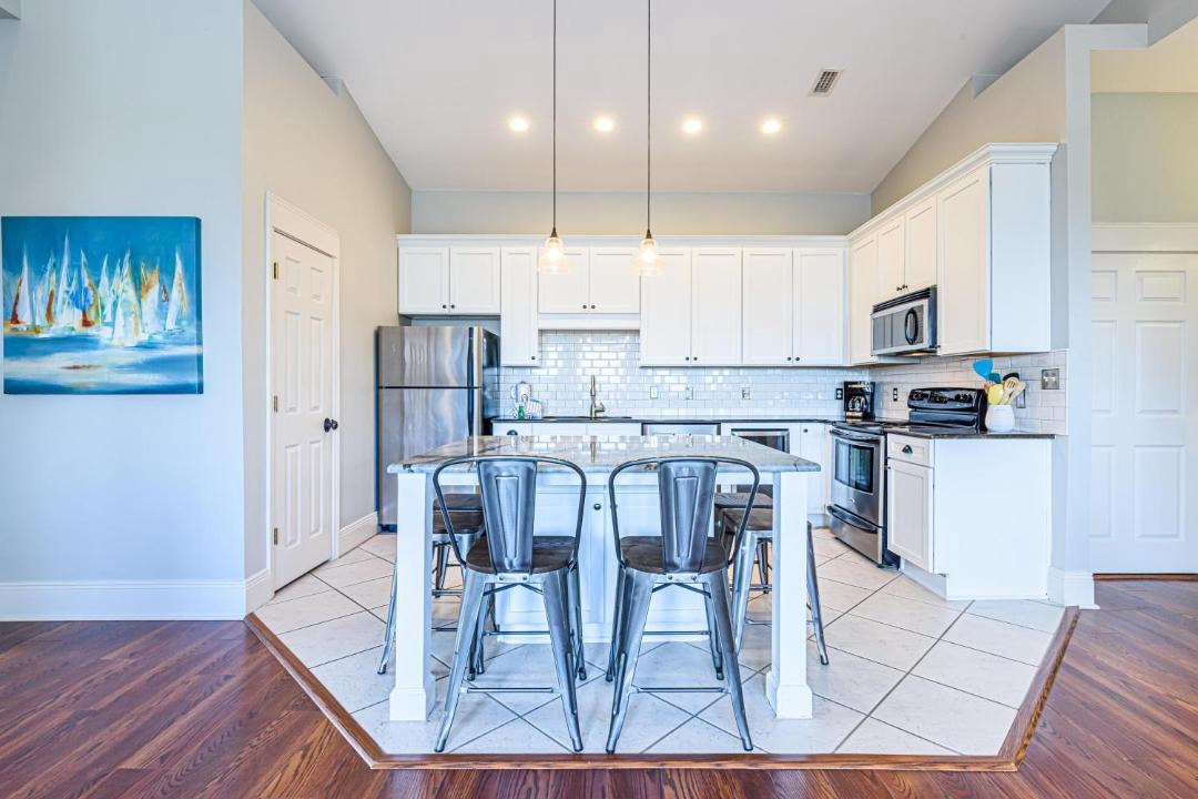Photo of Kitchen in Dune Allen Beach
