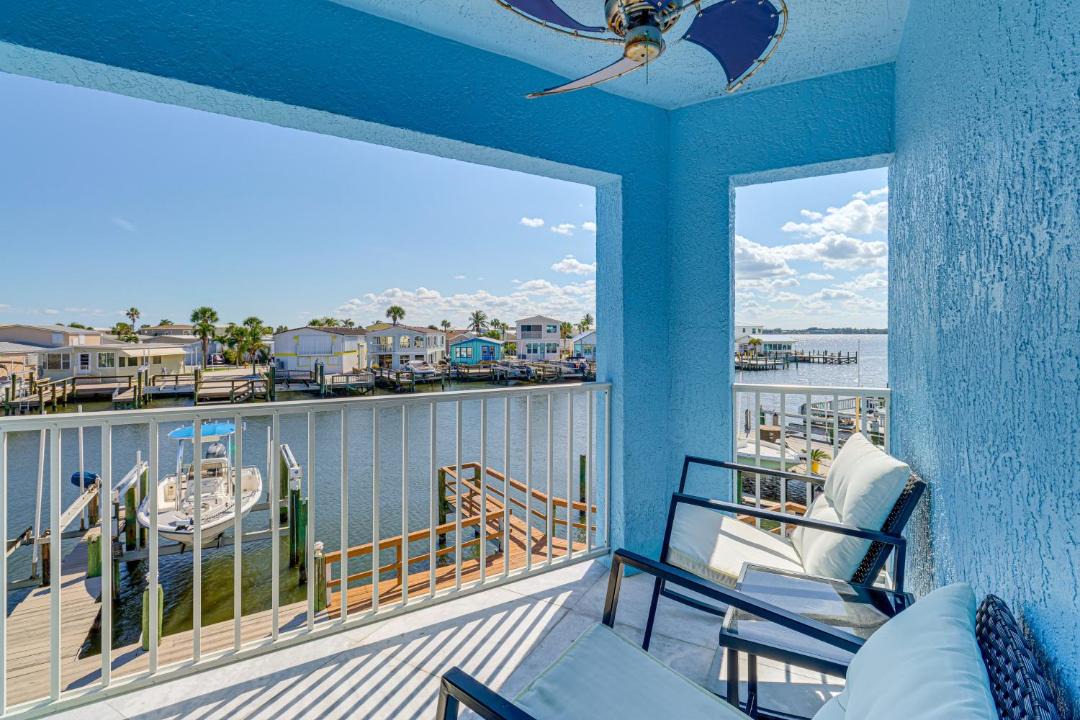 Photo of Patio Balcony in Nettles Island