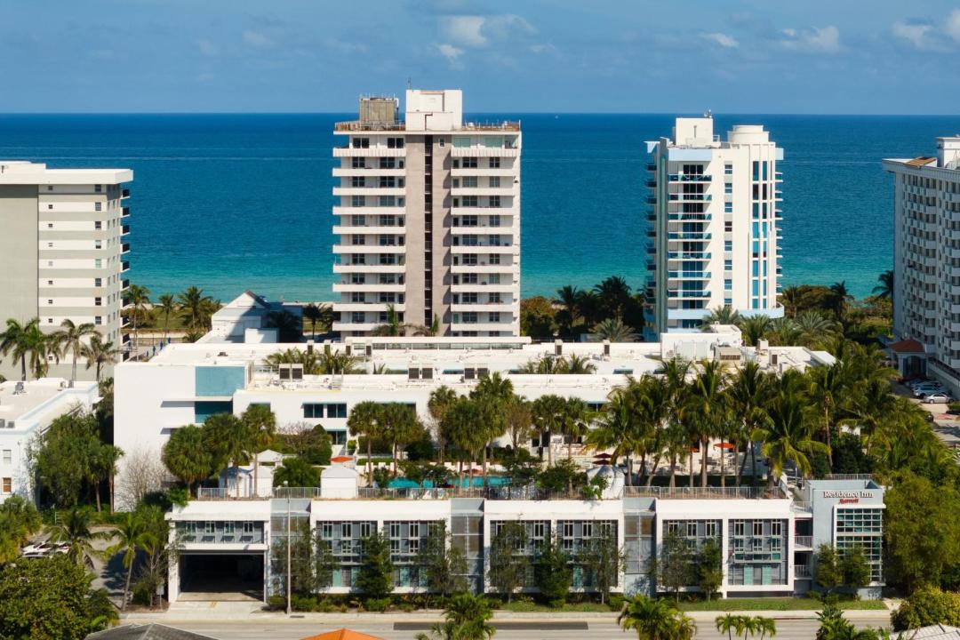 Photo of Others in Surfside