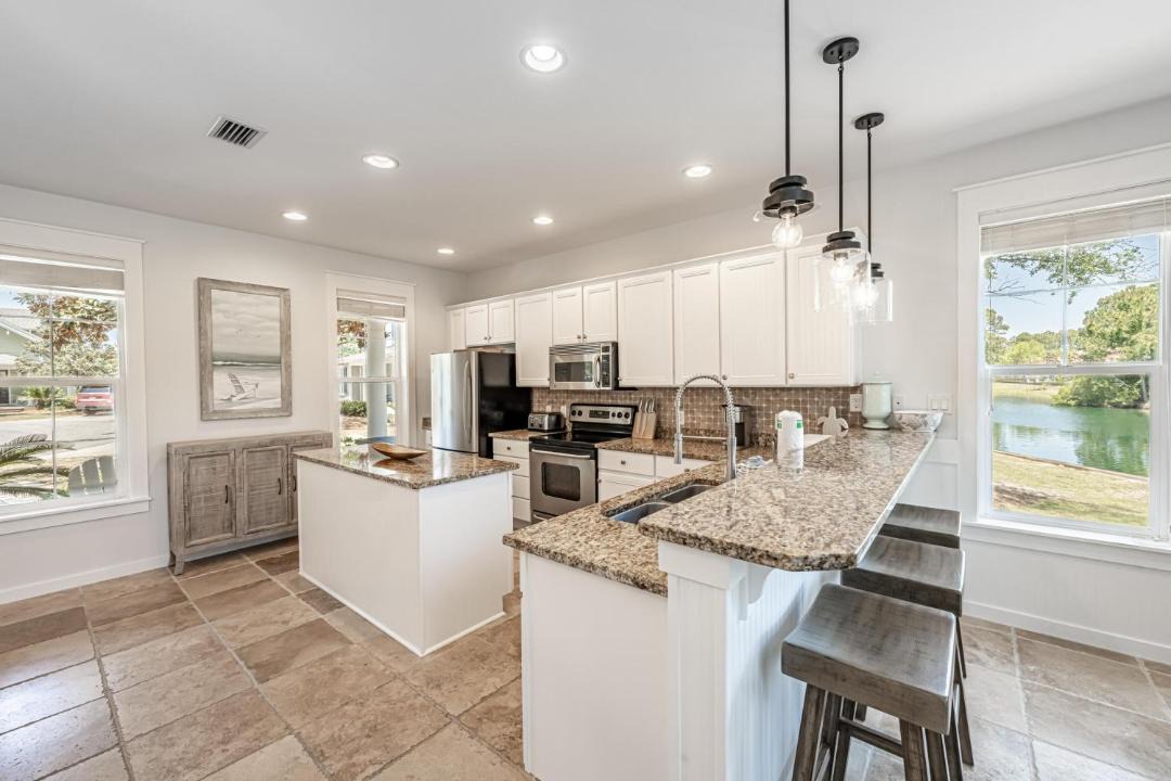 Photo of Kitchen in Laurel Grove