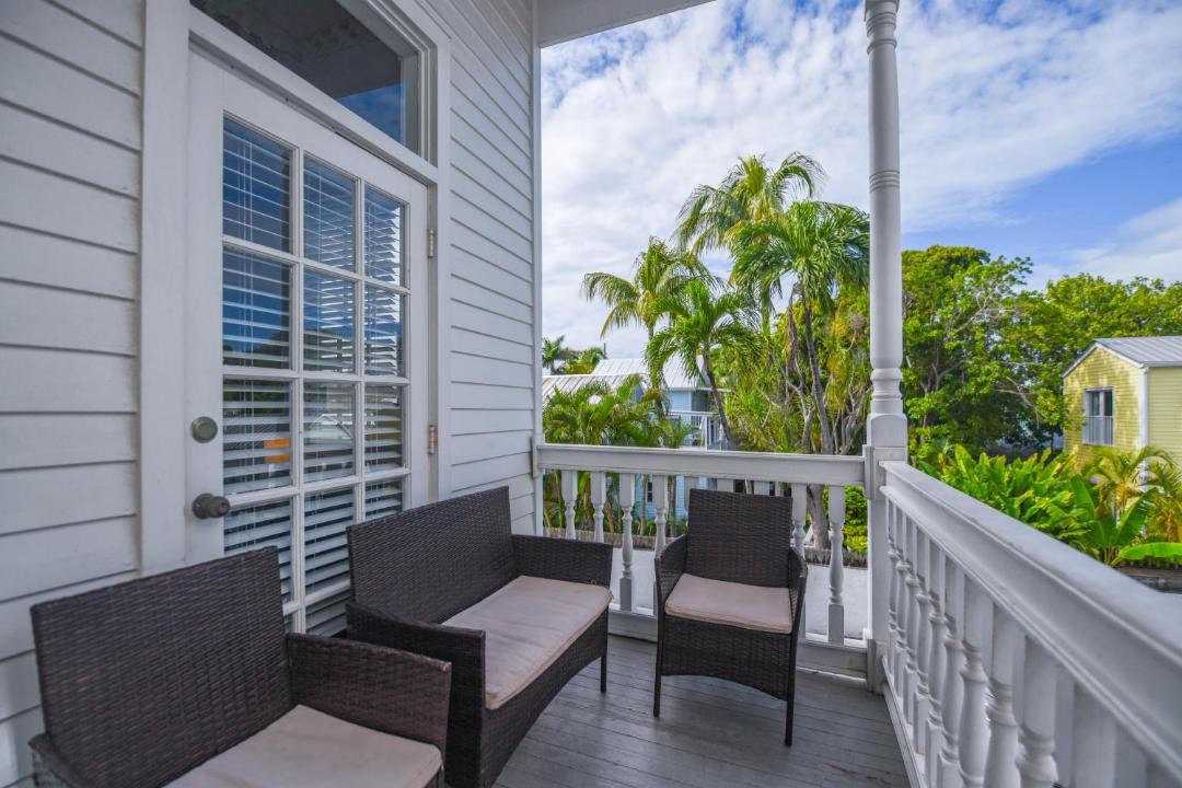 Photo of Patio Balcony in Uptown - Upper Duval