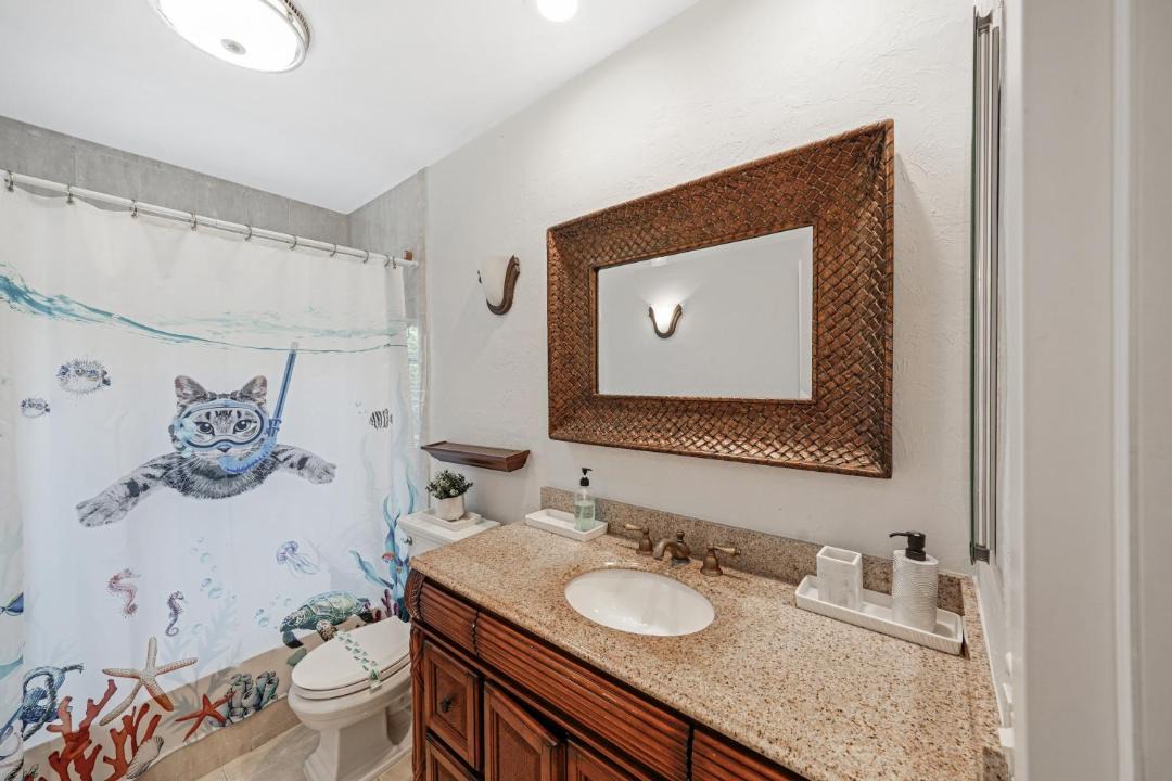 Photo of Bathroom in Coral Ridge Isles