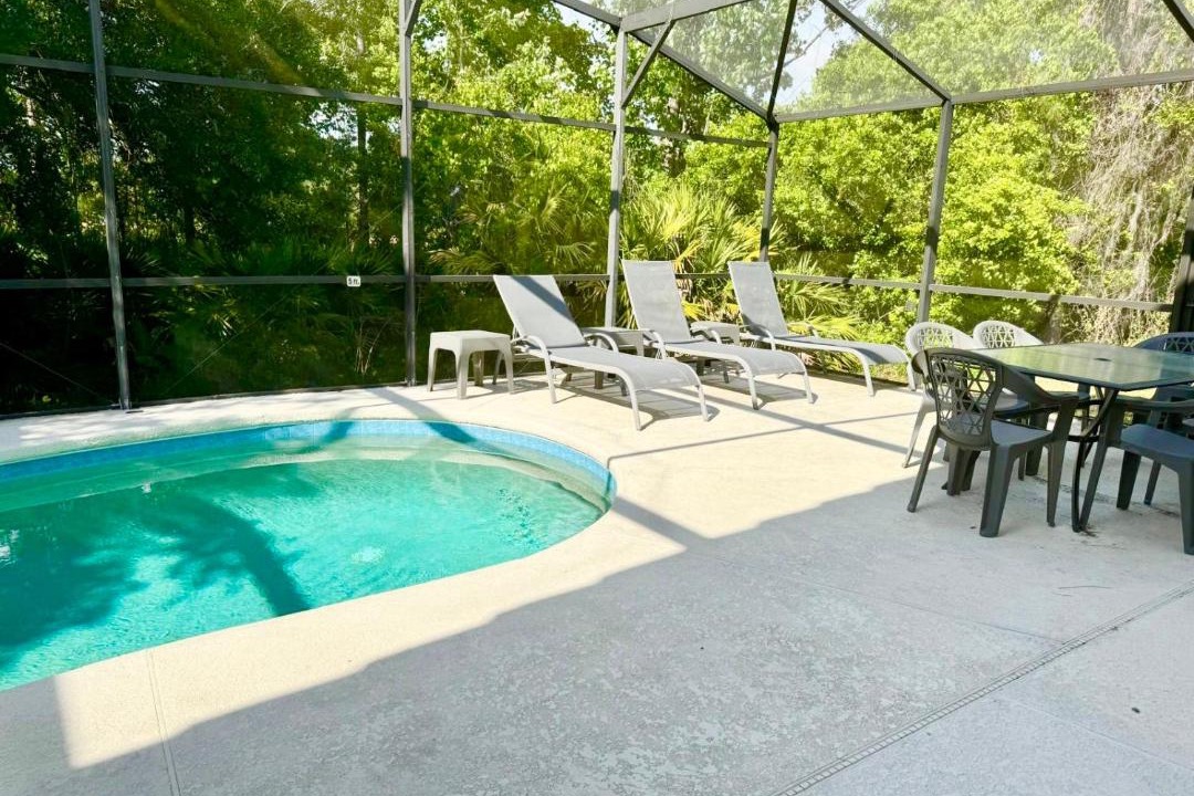 Photo of Patio Balcony in Lake Wilson Preserve