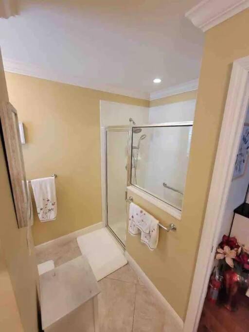 Photo of Bathroom in Hadley