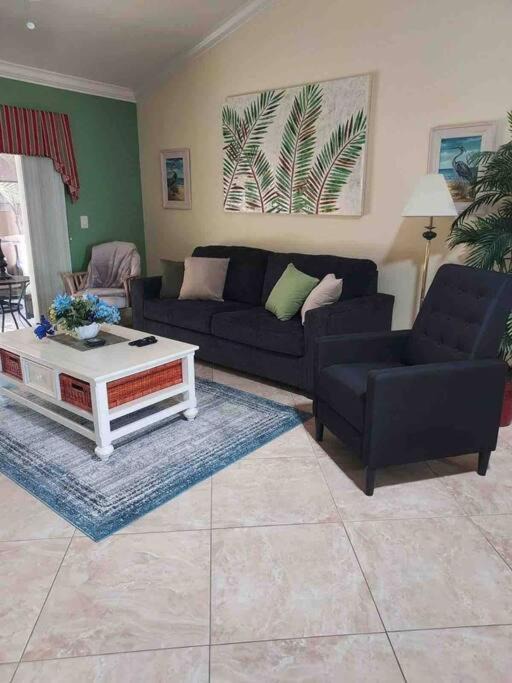Photo of Livingroom in Hadley