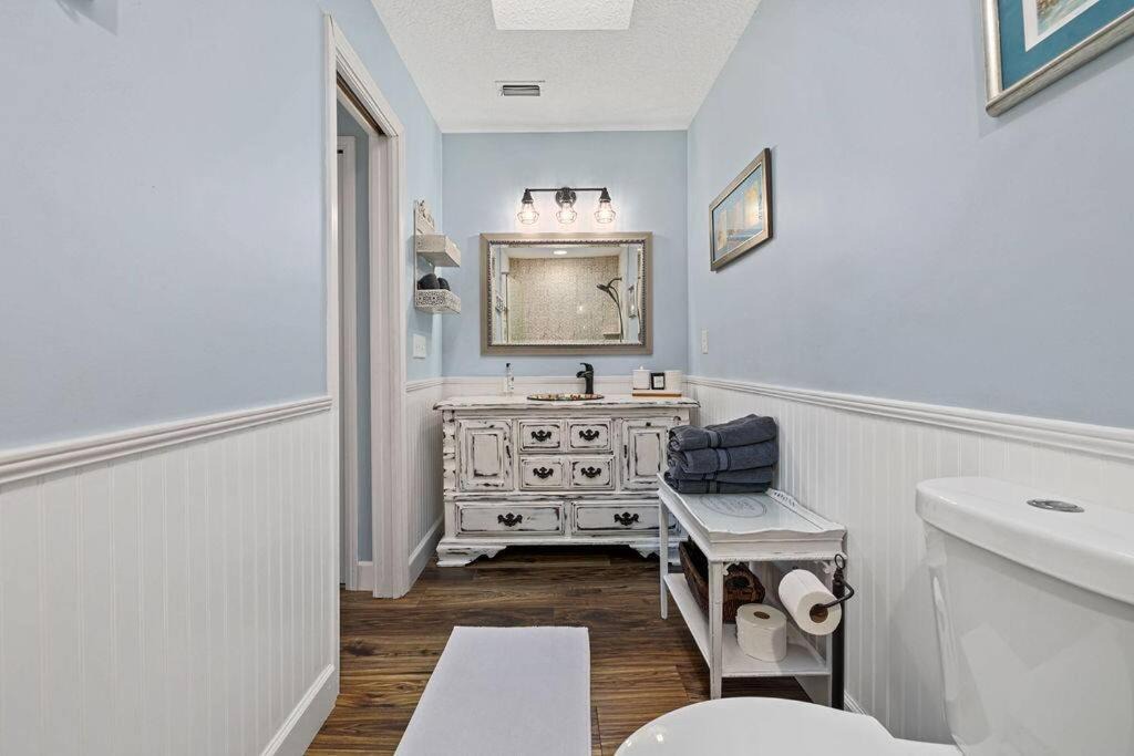 Photo of Bathroom in Jacksonville Beach