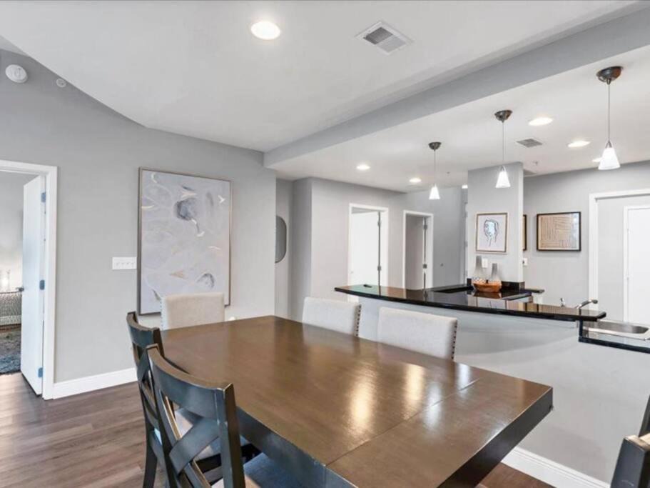 Photo of Kitchen in South Eola