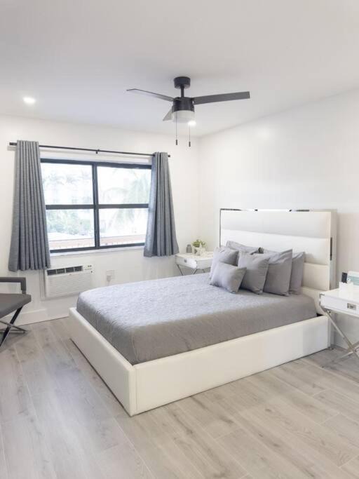 Photo of Bedroom in Hollywood