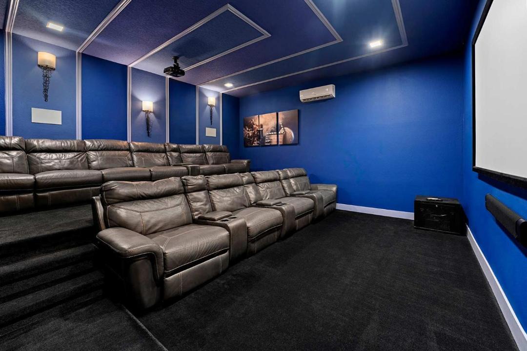 Photo of Livingroom in Loughman