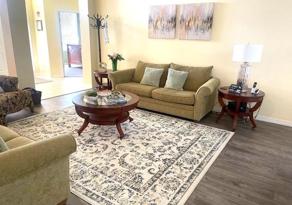 Photo of Livingroom in Ridgewood Lakes