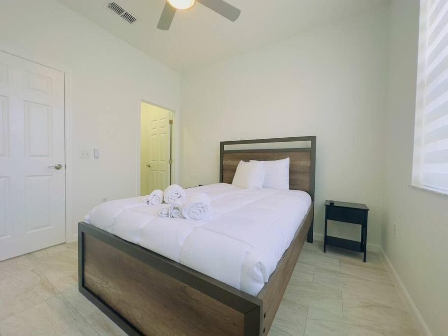 Photo of Bedroom in Windwood Bay