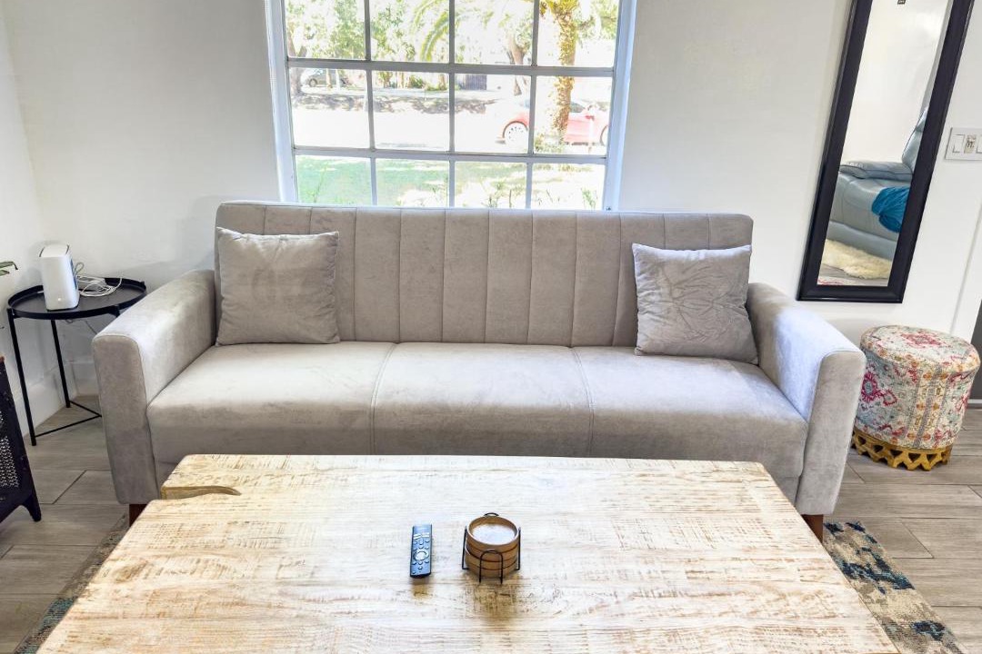 Photo of Livingroom in Miami Springs