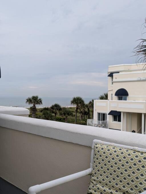 Photo of Patio Balcony in Cape Caneveral Beach Gardens