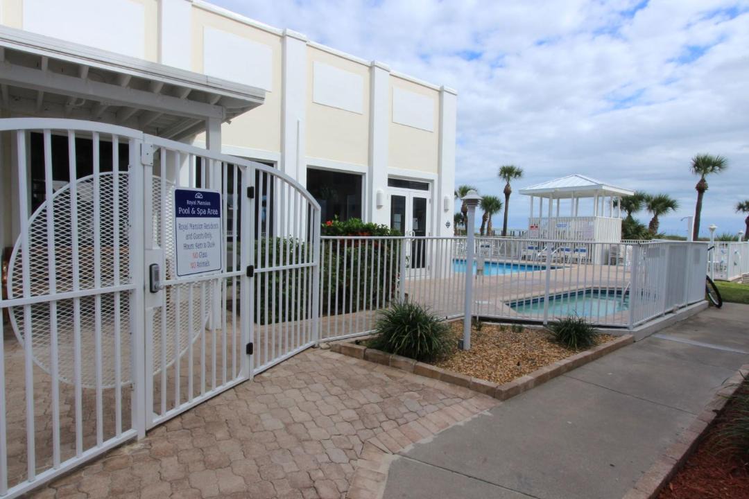 Photo of Patio Balcony in Cape Caneveral Beach Gardens