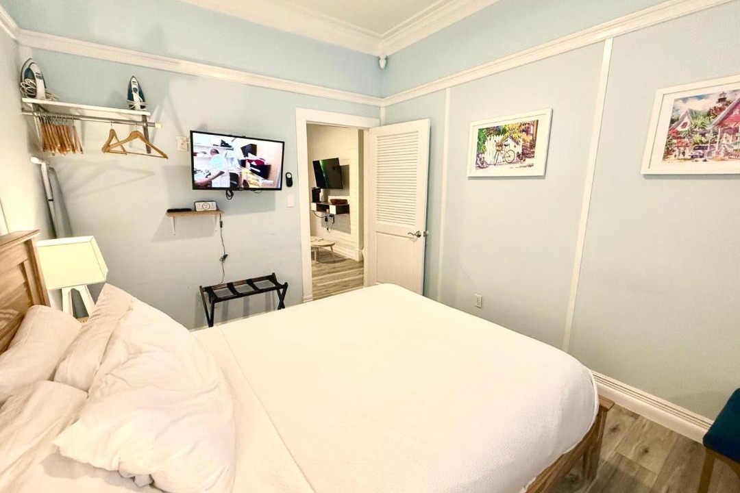 Photo of Bedroom in Historic Seaport