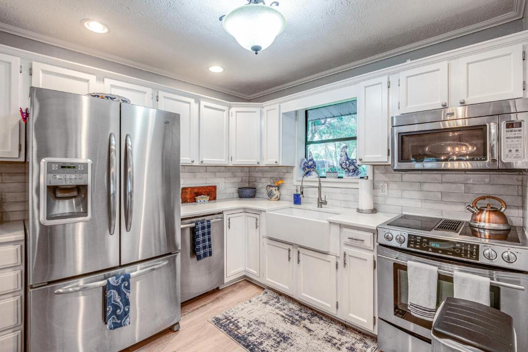 Photo of Kitchen in Putnam Hall