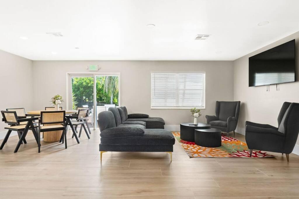 Photo of Livingroom in North Palm Beach
