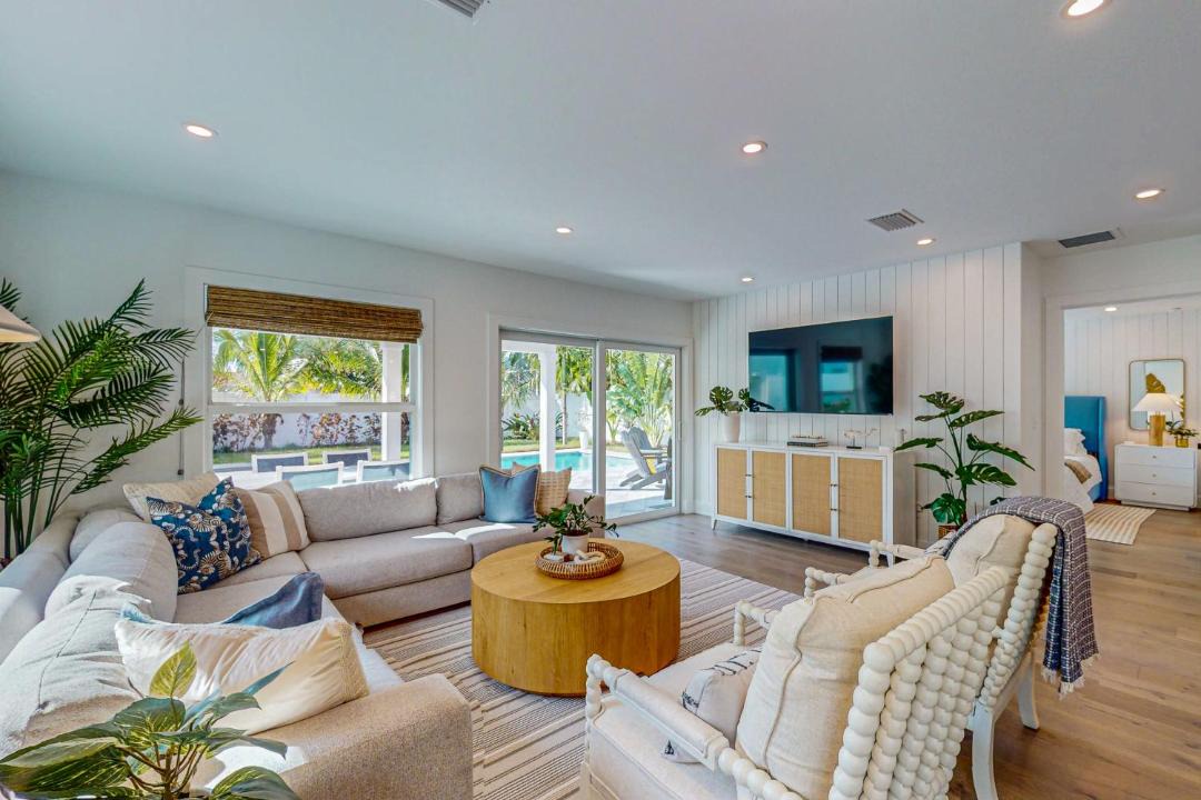 Photo of Livingroom in Naples Park