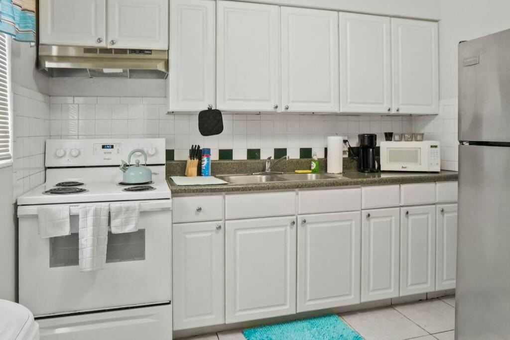 Photo of Kitchen in Riviera Beach