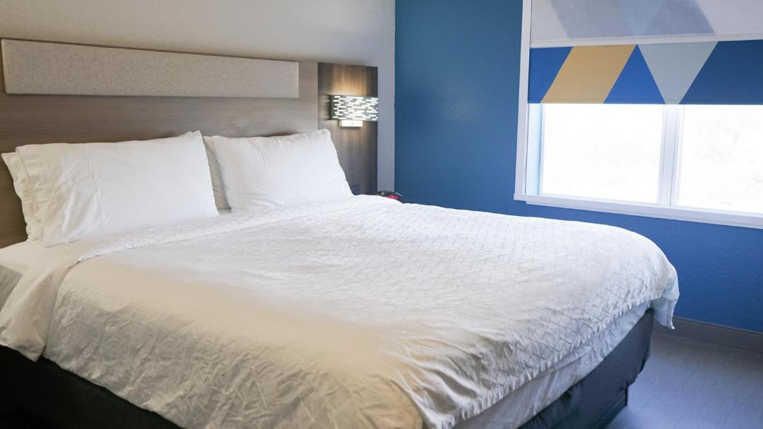 Photo of Bedroom in Lakeland