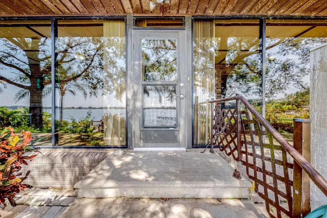 Photo of Patio Balcony in Eagle Lake