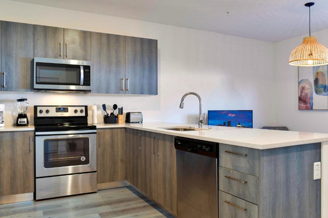 Photo of Kitchen in Golden Glades