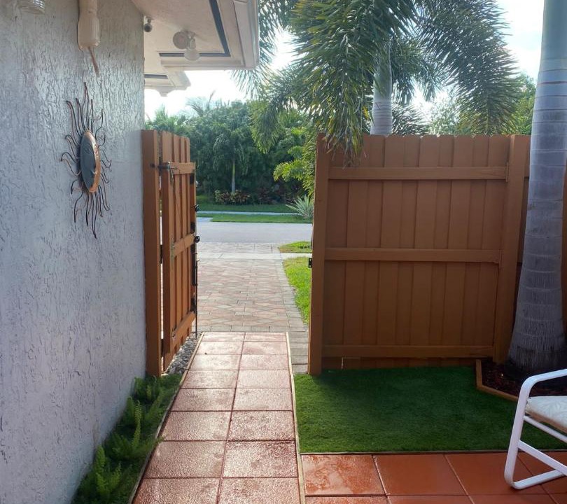 Photo of Others in Pompano Beach