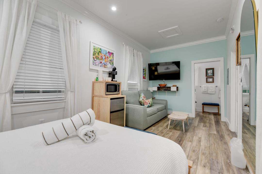 Photo of Bedroom in Historic Seaport