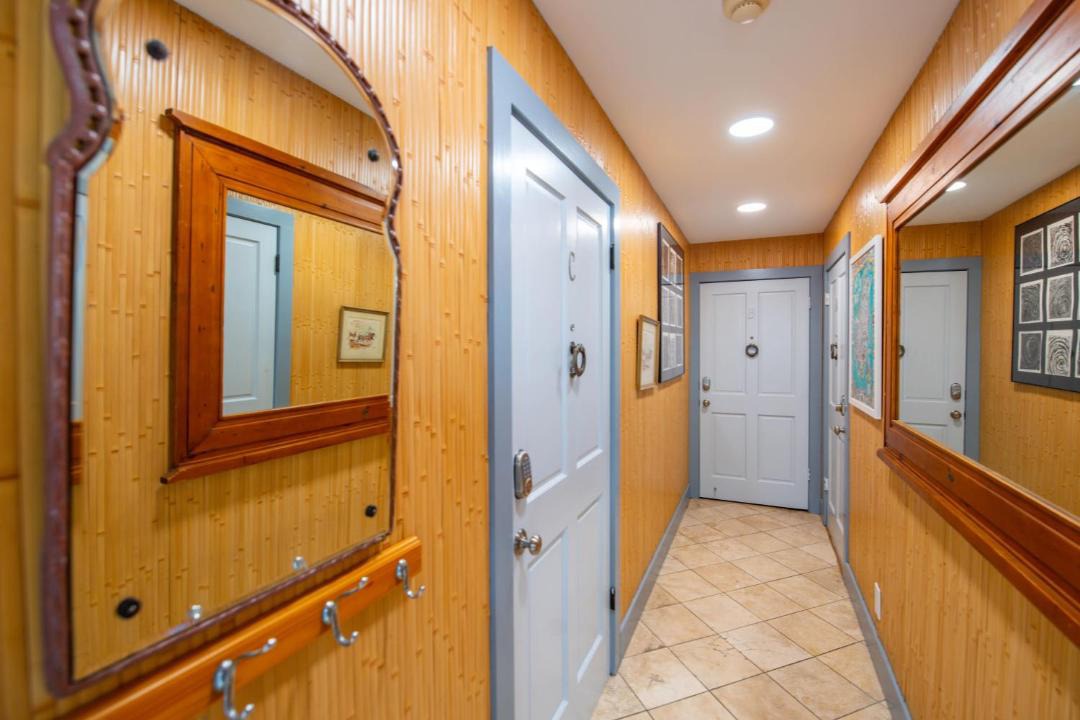 Photo of Bathroom in Uptown - Upper Duval