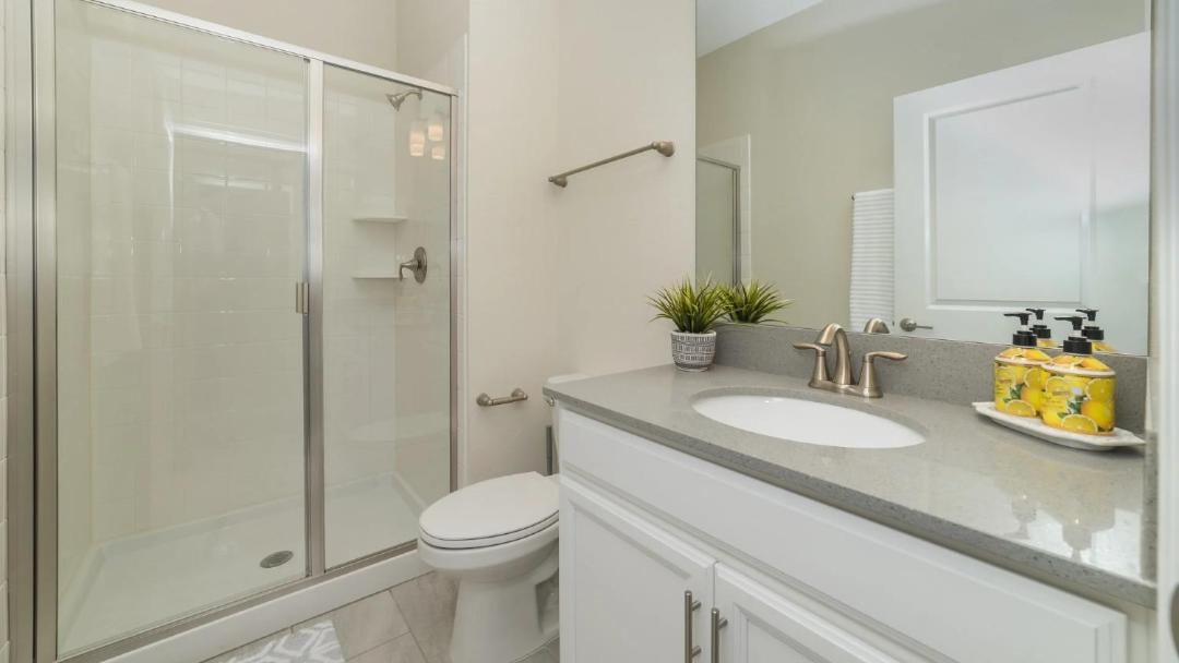 Photo of Bathroom in Bay Lake