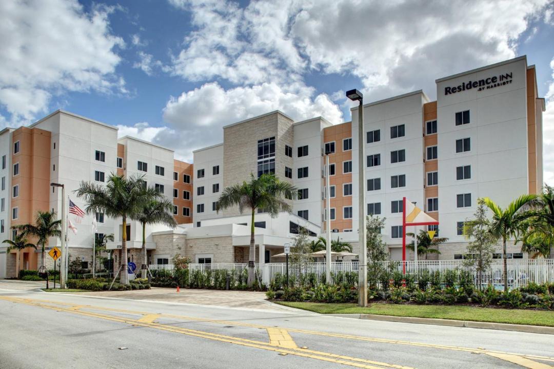 Photo of Buildings in Coconut Creek