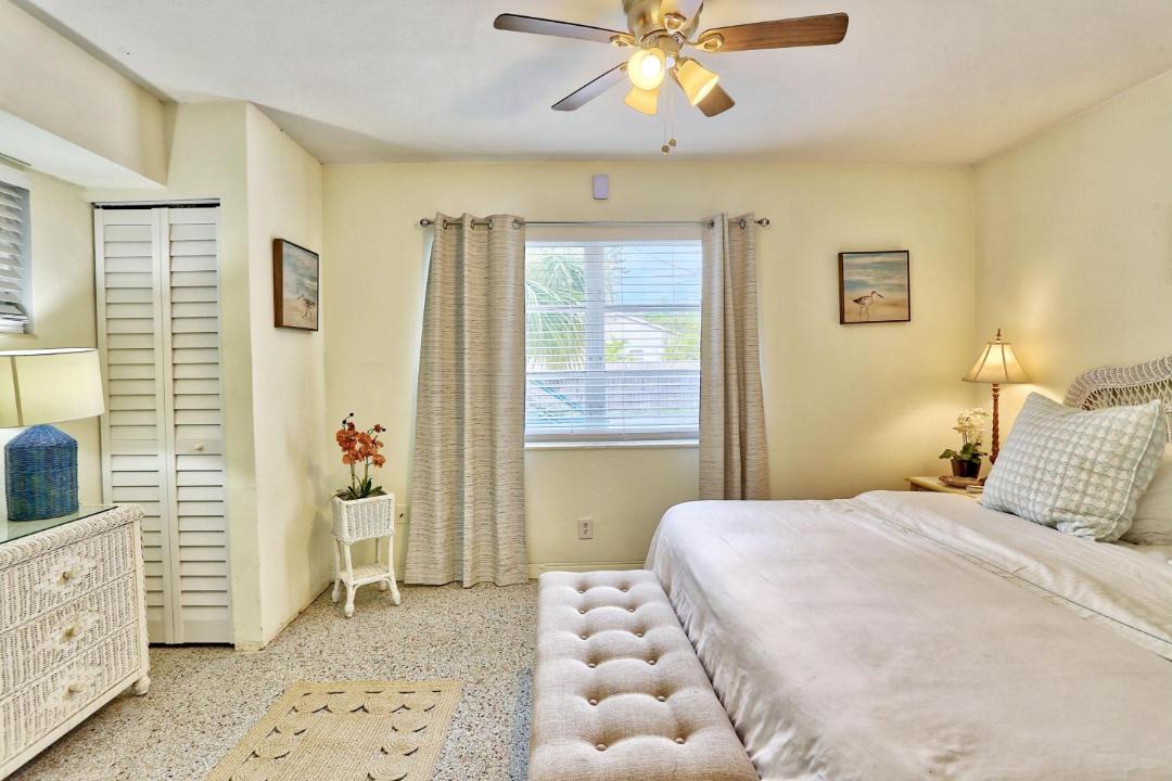 Photo of Bedroom in Gulfport